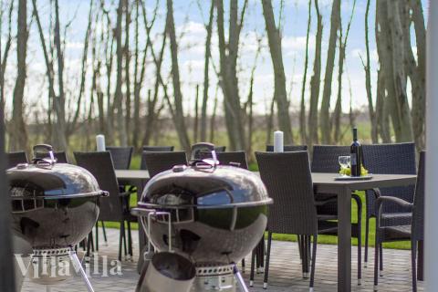 Luksushus nr. 712 har en deilig terrasse med gode hagemøbler til 18 personer.