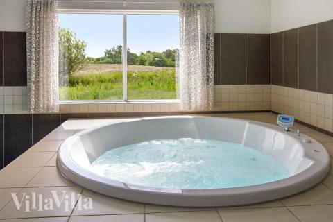 Nyt varmen i boblebadet i luksushus nr. 395 i Nordsjælland