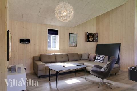 Aktivitetsrom i luksushus nr. 713 med 6 soverom og plass til 16 personer.