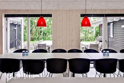 Oppholdsrom med plass til 20 i luksushus nr. 715.