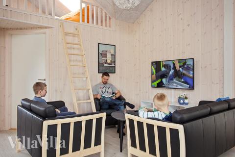 Konkurrer i feriehusets aktivitetsrom når dere besøker luksushus nr. 398 i Nordsjælland.