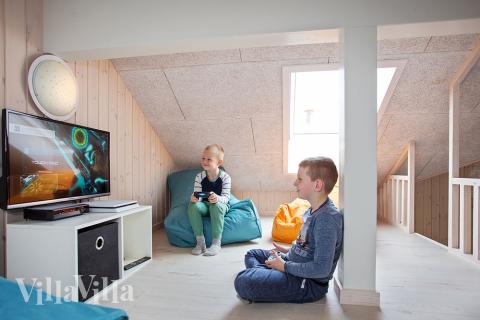 Noen av de 22 soveplassene i luksushus nr. 398 finnes på hems