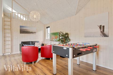 Aktivitetsrom i luksushus nr. 390 med 6 soverom og plass til 18 personer.