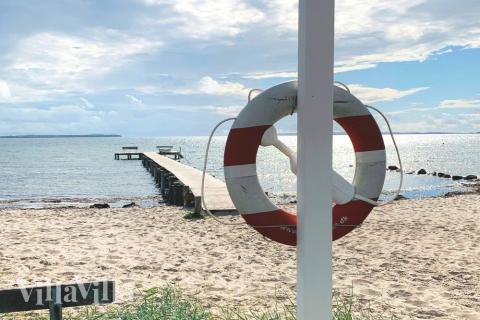 Stranden nær luksushus nr. 400.