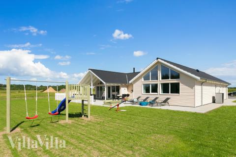 Flott feriehus nr. 405, med god plass til opptil 18 personer