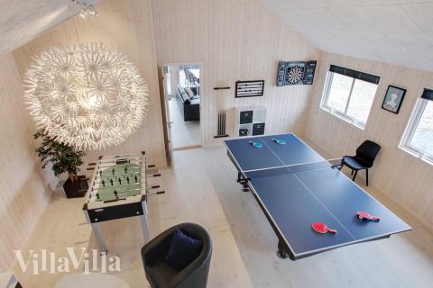 Aktivitetsrom i luksushus nr. 407 med 7 soverom og plass til 22 personer.