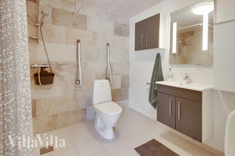 Et av badene i luksushus nr. 410