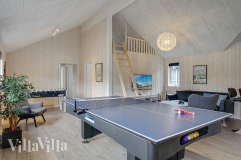 Aktivitetsrom i luksushus nr. 409 med 7 soverom og plass til 18 personer.