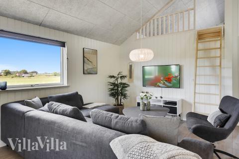 Konkurrer i feriehusets aktivitetsrom når dere besøker luksushus nr. 403 i Lolland/Falster/Møn.