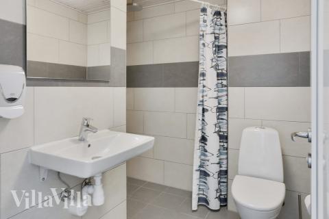 Et av badene i luksushus nr. 413