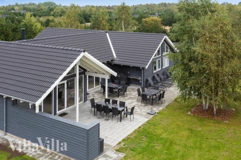 Flott feriehus nr. 413, med god plass til opptil 20 personer