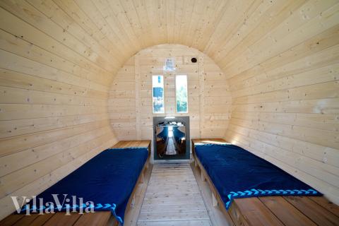 Nyt varmen i badstuen i luksushus nr. 412 til 24 personer