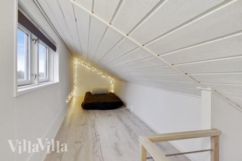 Den store hemsen i luksushus nr. 423 til 28 personer