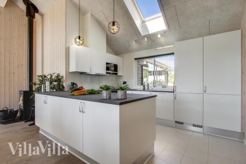 Kjøkkenet i luksushus nr. 421 er godt innrettet.