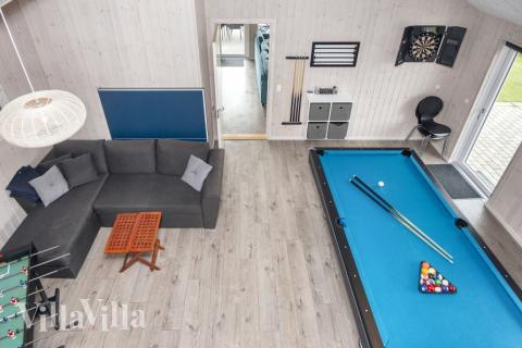 Aktivitetsrom i luksushus nr. 421 med 6 soverom og plass til 16 personer.