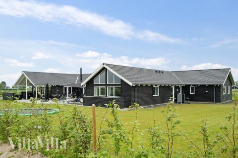 Flott feriehus nr. 430, med god plass til opptil 30 personer