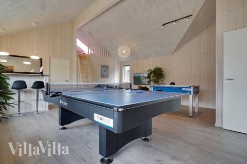 Aktivitetsrom i luksushus nr. 425 med 6 soverom og plass til 16 personer.