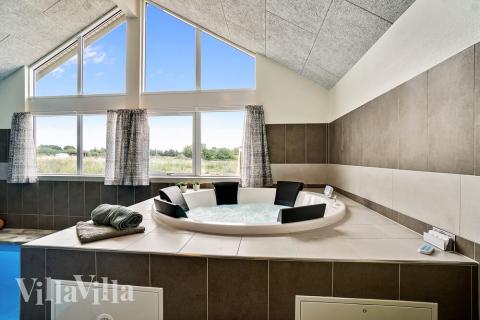 Nyt varmen i boblebadet i luksushus nr. 425 i Nordsjælland