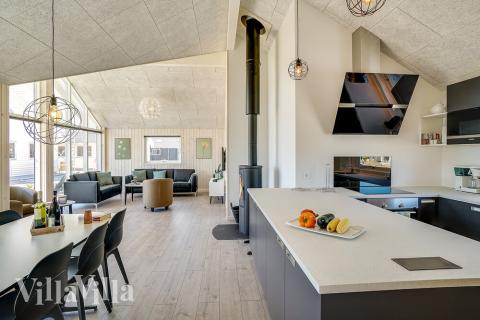 Oppholdsrom med plass til 10 i luksushus nr. 722.