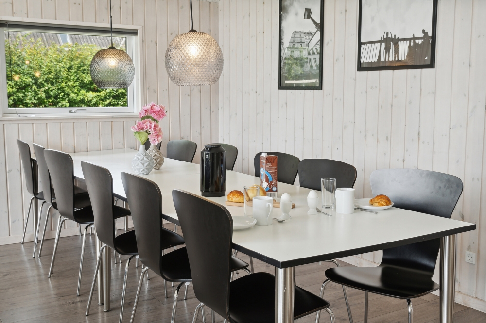 Oppholdsrom med plass til 14 i luksushus nr. 427.