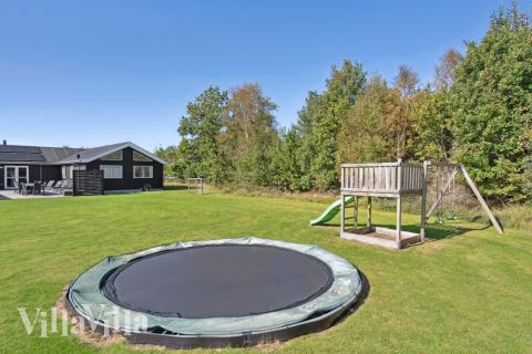 I tillegg til alle aktivitetsmulighetene i husets bassengavdeling, tilbyr også luksushus nr. 439 mengder av utendørsaktiviteter