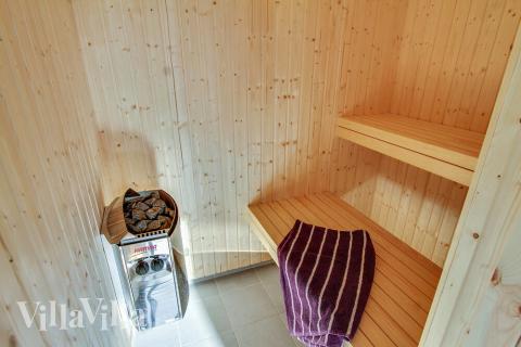 Nyt varmen i badstuen i luksushus nr. 435 til 18 personer