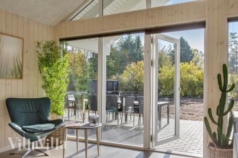 Oppholdsrom med plass til 18 i luksushus nr. 435.