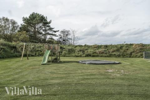 I tillegg til alle aktivitetsmulighetene i husets bassengavdeling, tilbyr også luksushus nr. 440 mengder av utendørsaktiviteter