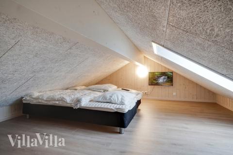 Noen av de 10 soveplassene i luksushus nr. 724 finnes på hems