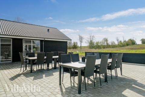 Luksushus nr. 441 har en deilig terrasse med gode hagemøbler til 26 personer.
