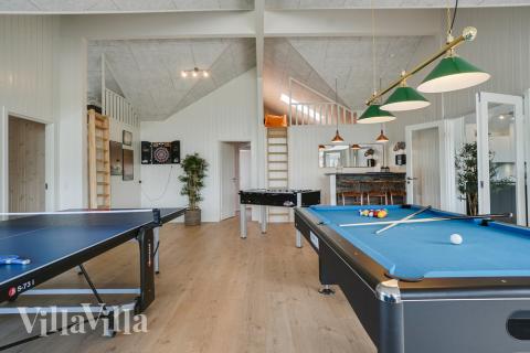 Aktivitetsrom i luksushus nr. 441 med 10 soverom og plass til 26 personer.