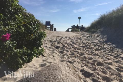 Stranden nær luksushus nr. 450.