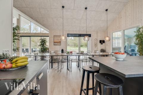 Kjøkkenet i luksushus nr. 434 er fullt utstyrt så dere lett kan lage mat til 20 personer.