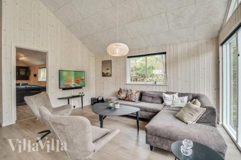 Oppholdsrom med plass til 20 i luksushus nr. 434.