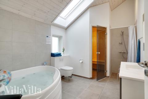 Et av badene i luksushus nr. 444