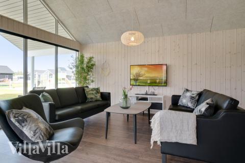 Konkurrer i feriehusets aktivitetsrom når dere besøker luksushus nr. 454 i Vestjylland.