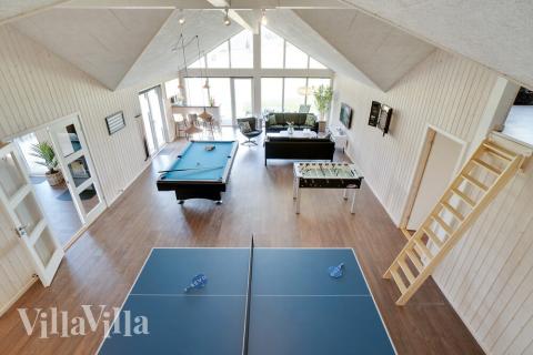 Aktivitetsrom i luksushus nr. 454 med 12 soverom og plass til 30 personer.