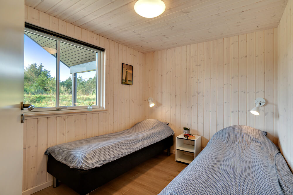 Et av de 8 soverommene i luksushus nr. 455 i Vestjylland.