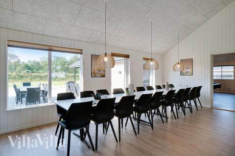 Oppholdsrom med plass til 20 i luksushus nr. 455.