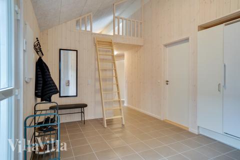 Det romslige inngangspartiet til luksushus nr. 456 i Vestjylland