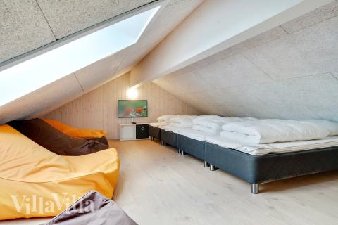 Noen av de 18 soveplassene i luksushus nr. 458 finnes på hems