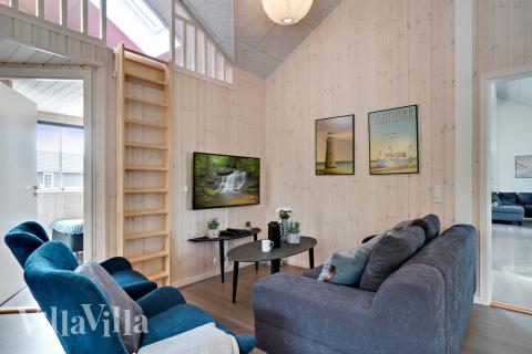 Aktivitetsrom i luksushus nr. 463 med 8 soverom og plass til 20 personer.