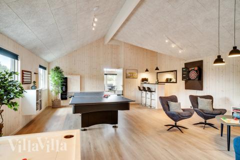 Aktivitetsrom i luksushus nr. 473 med 7 soverom og plass til 18 personer.