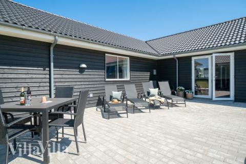 Stor terrasse i luksushus nr. 467 i Vestjylland.