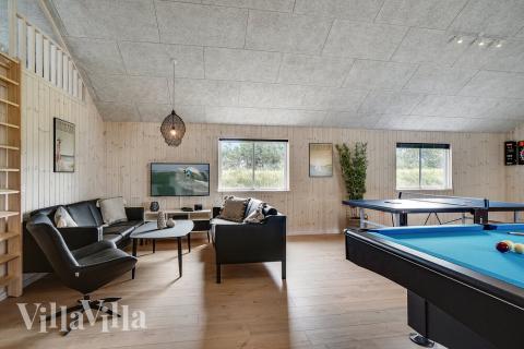 Luksushus nr. 461 til 24 personer tilbyr et stort aktivitetsrom med bl.a. biljard og dart