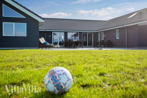 Flott feriehus nr. 447, med god plass til opptil 24 personer