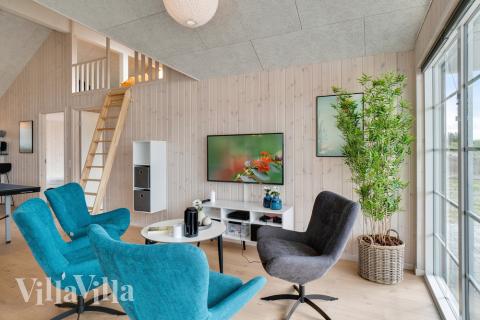 Luksushus nr. 465 til 20 personer tilbyr et stort aktivitetsrom med bl.a. biljard og dart