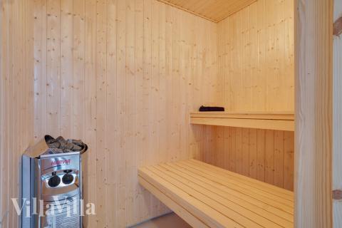 Nyt varmen i badstuen i luksushus nr. 449 til 18 personer