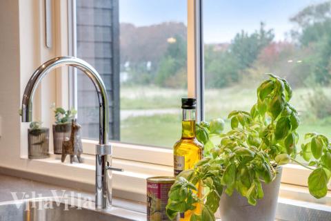 Kjøkkenet i luksushus nr. 474 er godt innrettet.