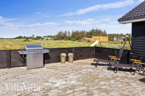 Luksushus nr. 476 har en deilig terrasse med gode hagemøbler til 20 personer.